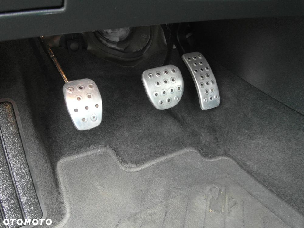 Renault Laguna Grandtour dCi 180 FAP GT - 27