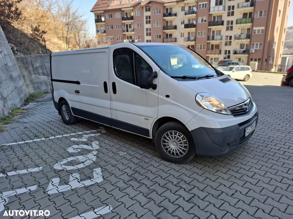 Opel Vivaro - 3