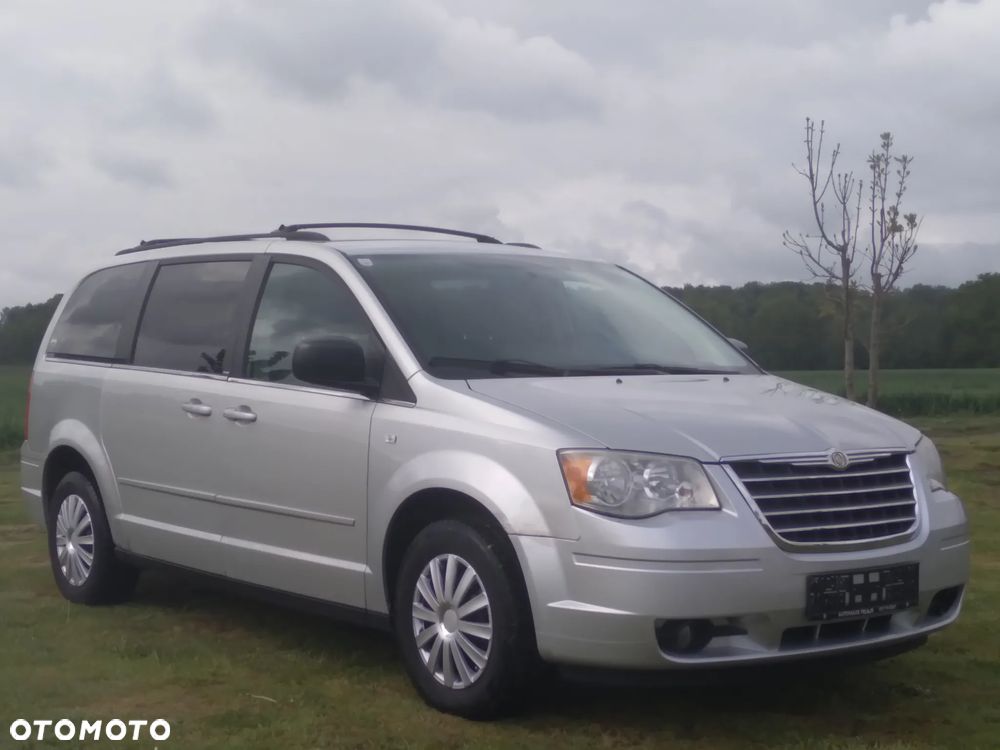 Chrysler Grand Voyager - 1