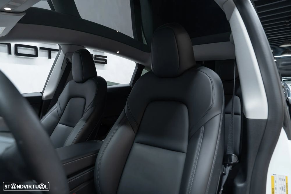 Tesla Model Y Long Range Tração Integral - 23