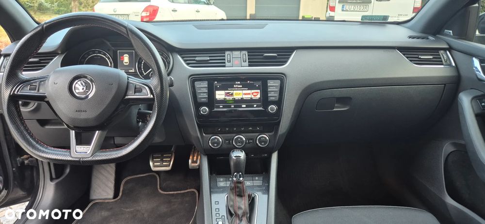 Skoda Octavia 2.0 TDI RS DSG - 19