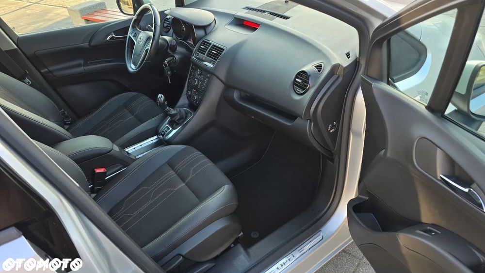 Opel Meriva 1.4 150 Jahre - 26