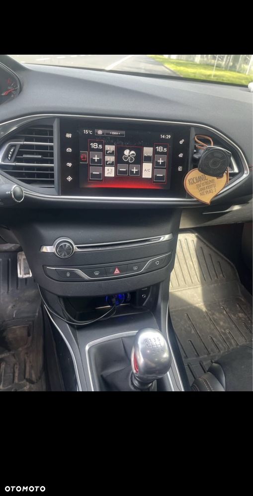 Peugeot 308 1.6 e-THP S&S GTi by Sport - 13