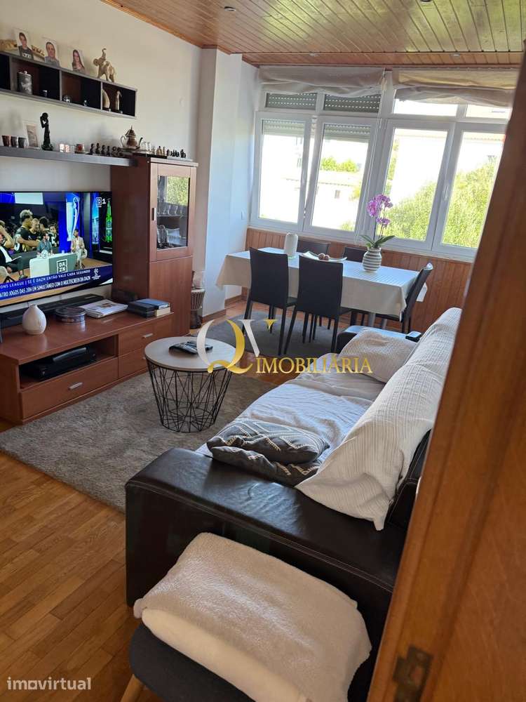 Excelente Apartamento T3 para venda sito em Porto Salvo, Oeiras - Grande imagem: 2/3