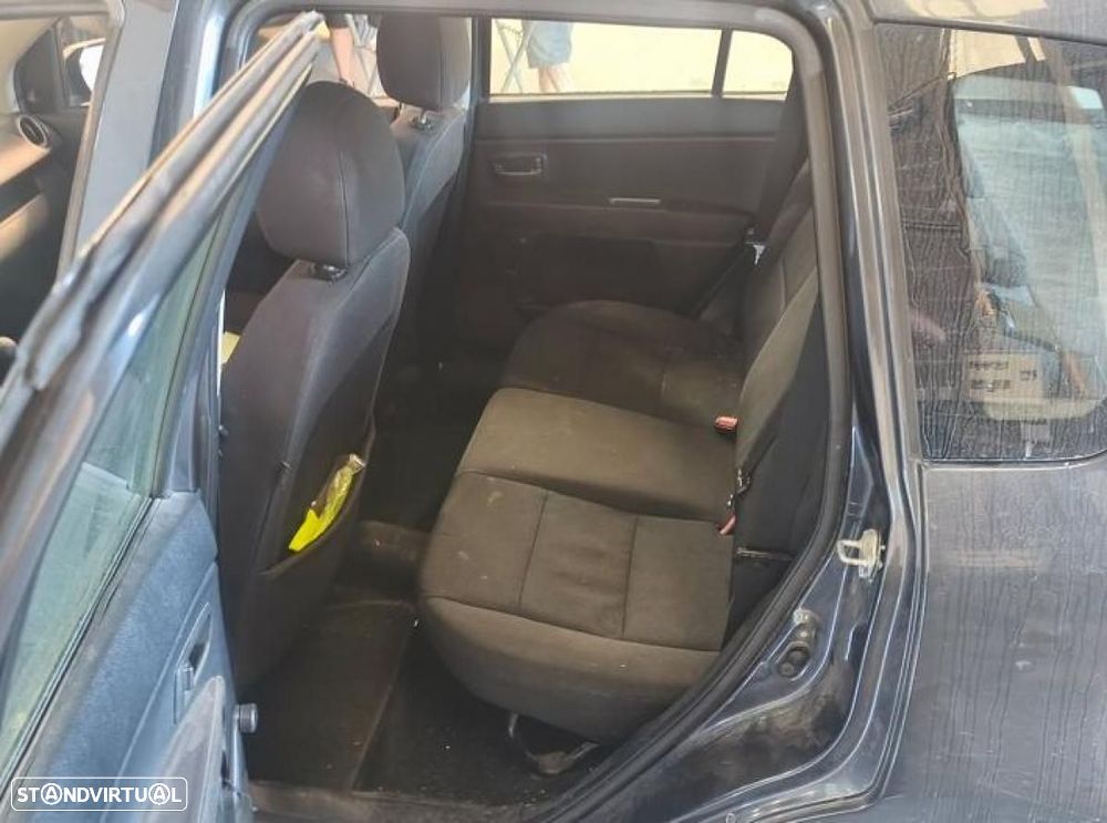 Mazda 2 - 4