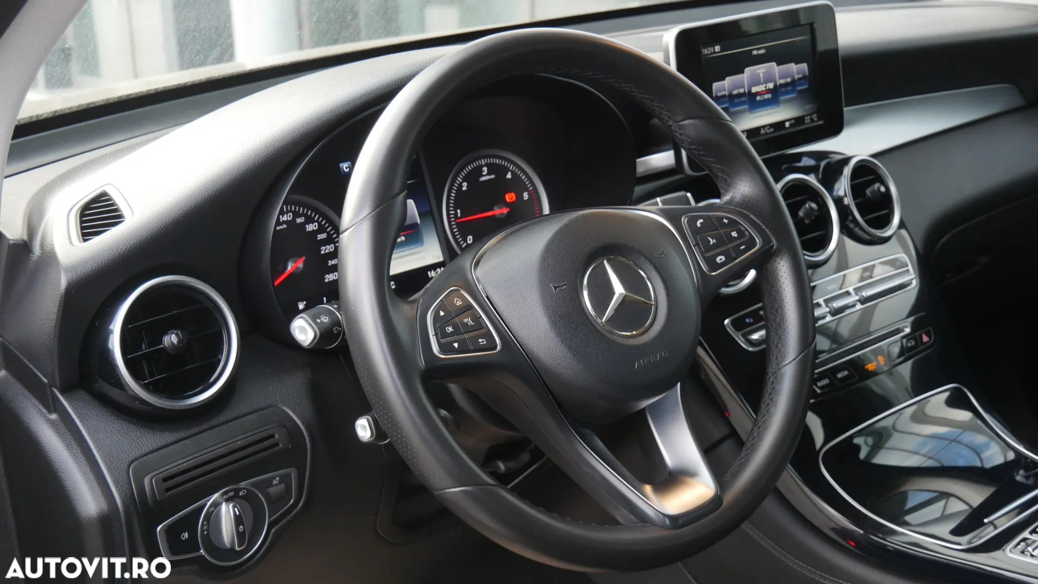 Mercedes-Benz GLC 220 d 4MATIC - 2