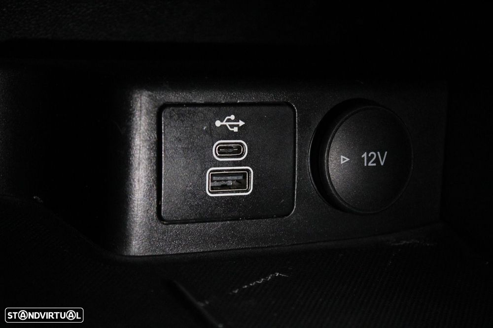 Ford Kuga 1.5 TDCi EcoBlue Titanium Aut. - 27