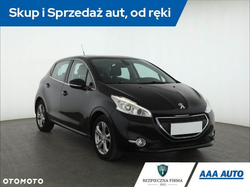 Peugeot 208 - 3