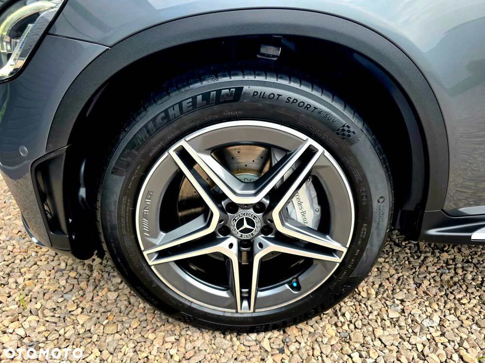 Mercedes-Benz GLC - 30