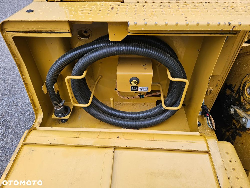 Caterpillar 330 FL - 24