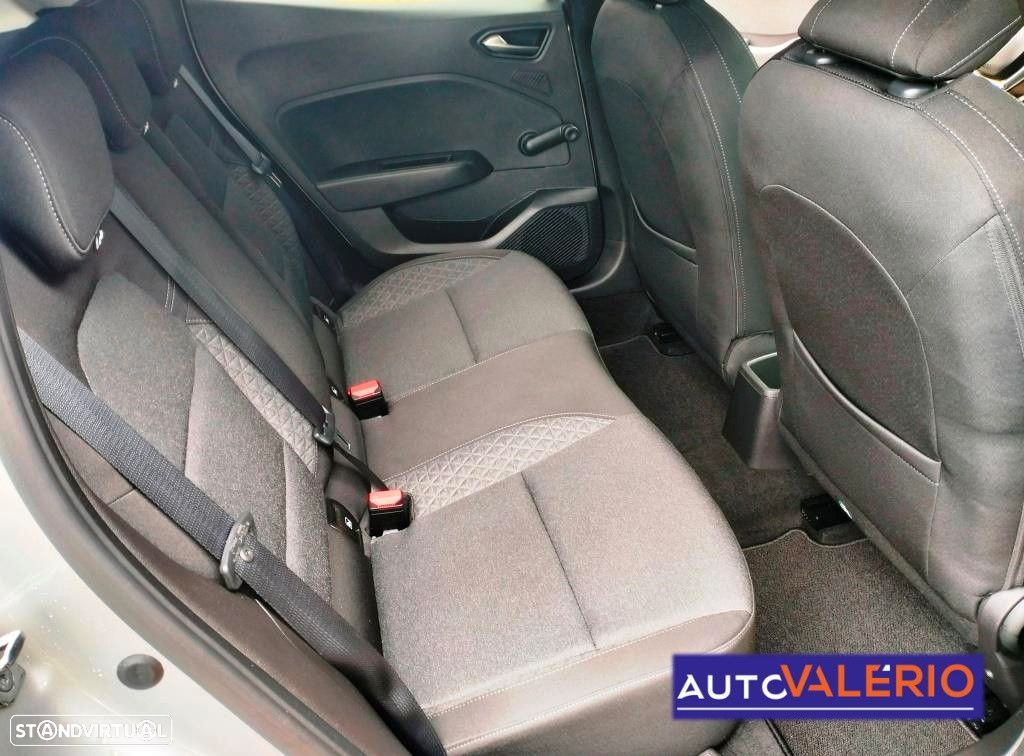 Renault Clio 1.0 TCe Limited - 32