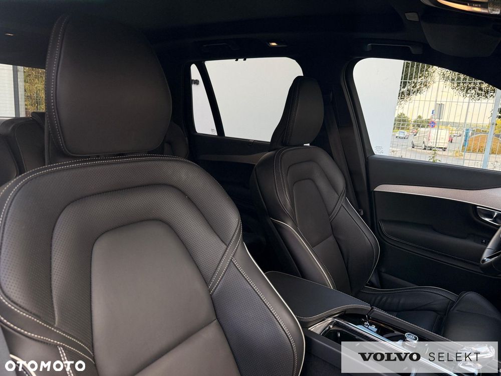 Volvo XC 90 - 22