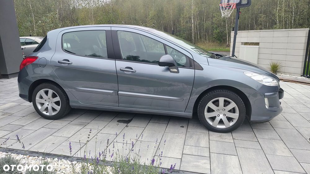 Peugeot 308 1.6 Premium Plus - 6