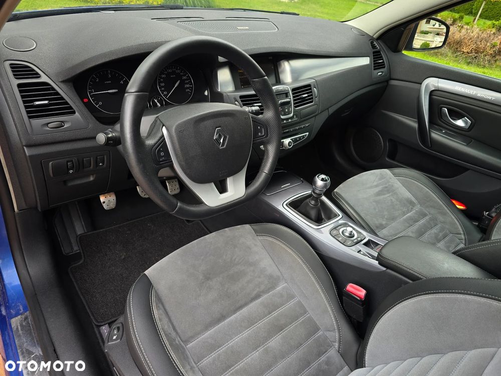 Renault Laguna ver-2-0-dci-bose-edition - 19