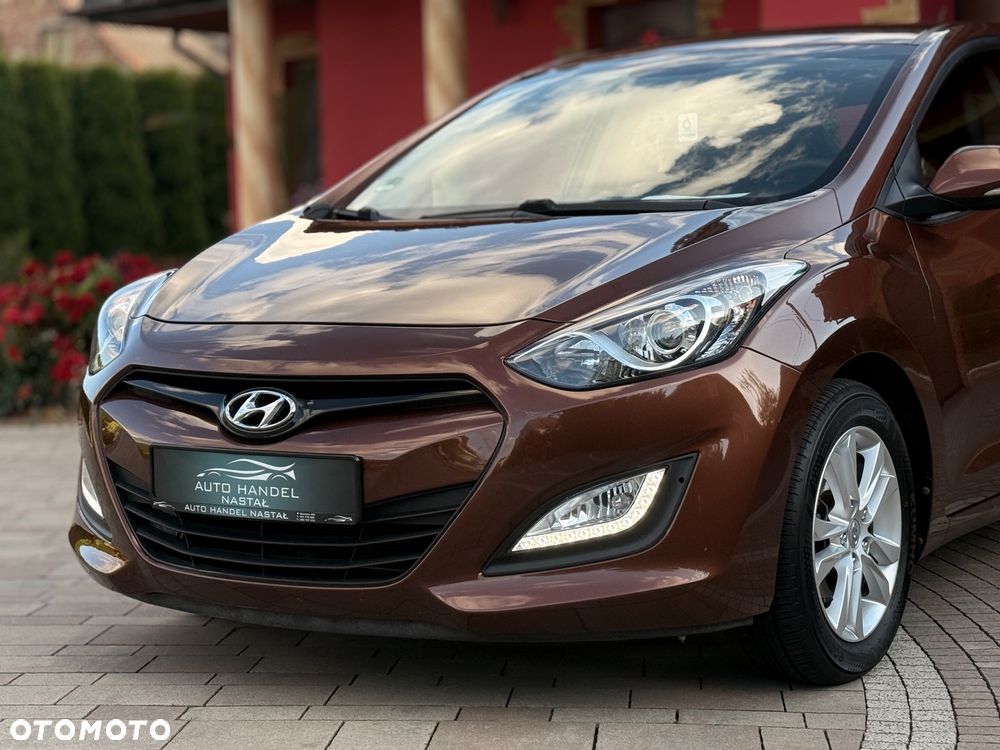 Hyundai i30 1.4 Base - 4