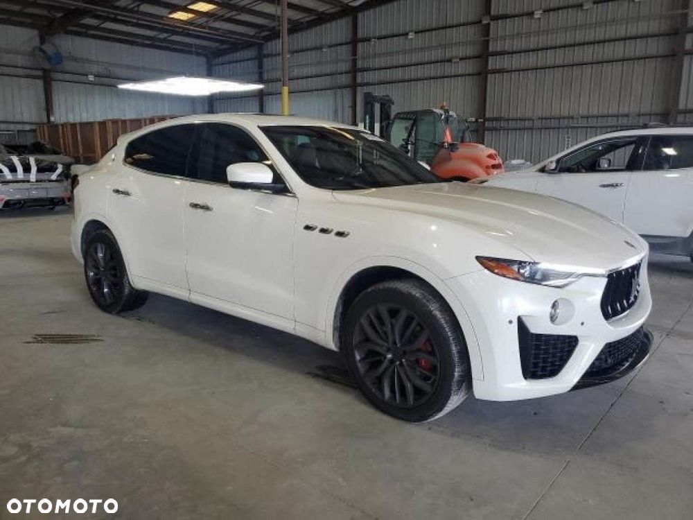 Maserati Levante - 6