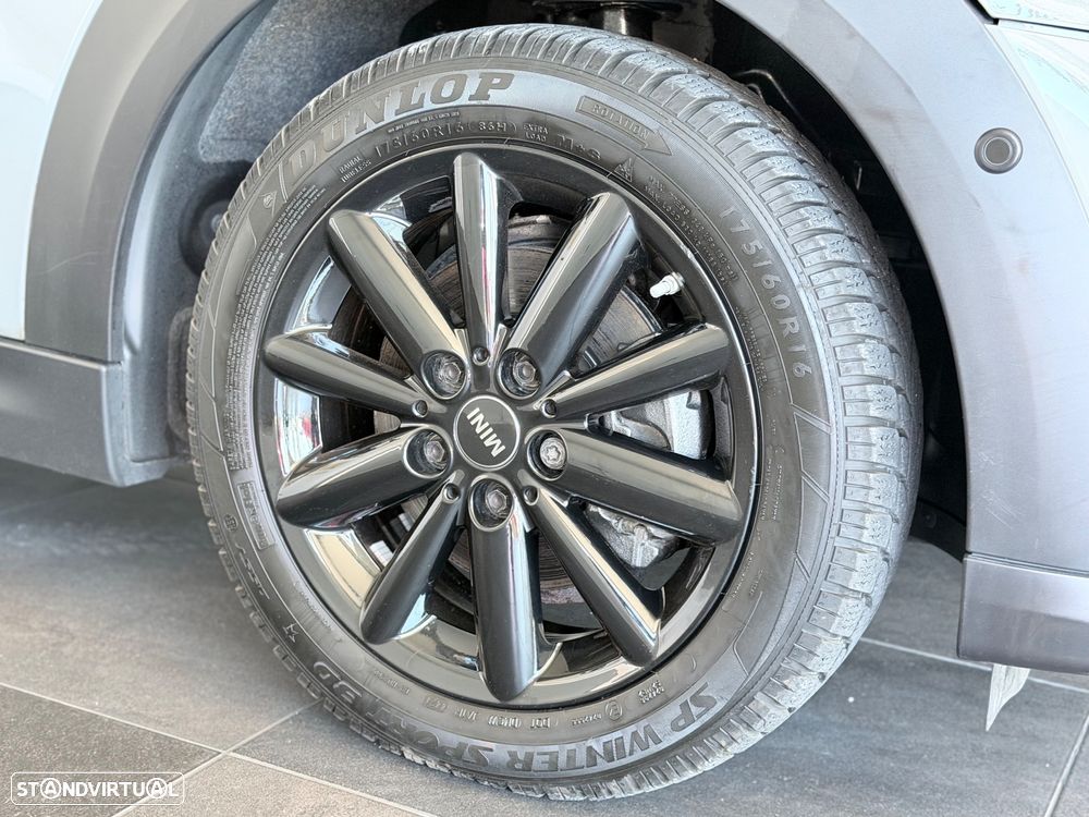 MINI 3 Portas Cooper SE Premium Classic - 8