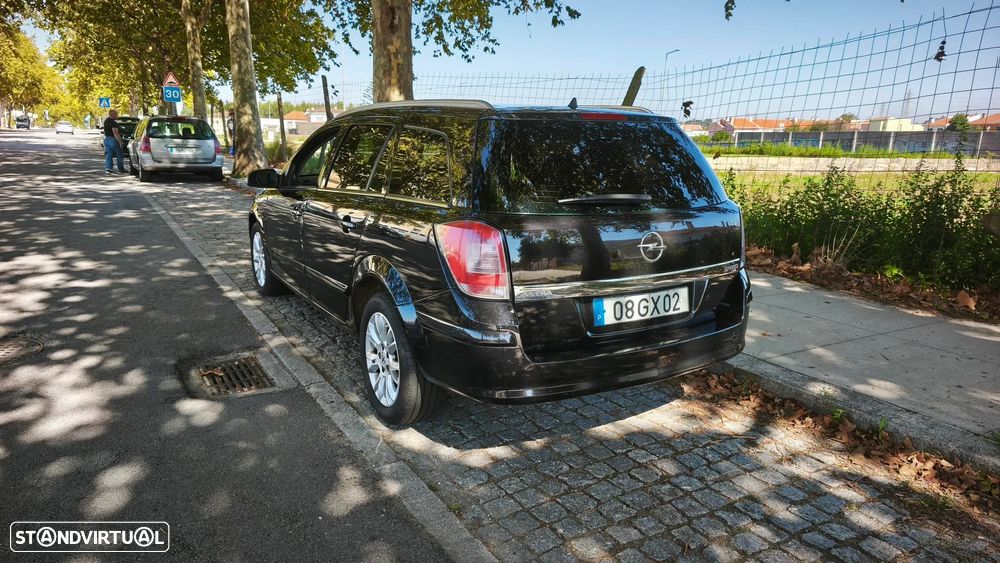 Opel Astra 1.7 CDTi Cosmo - 4