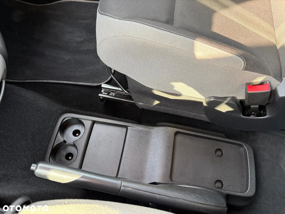 Citroën Berlingo Multispace BlueHDi 100 FEEL - 30