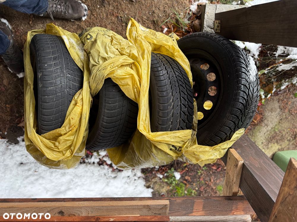 Volkswagen Golf 1.6 TDI BlueMotion Technology Allstar - 10