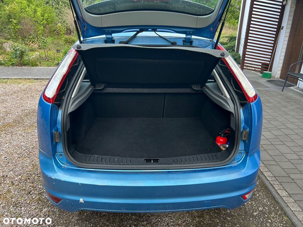 Ford Focus 1.6 Trend EU5 - 8