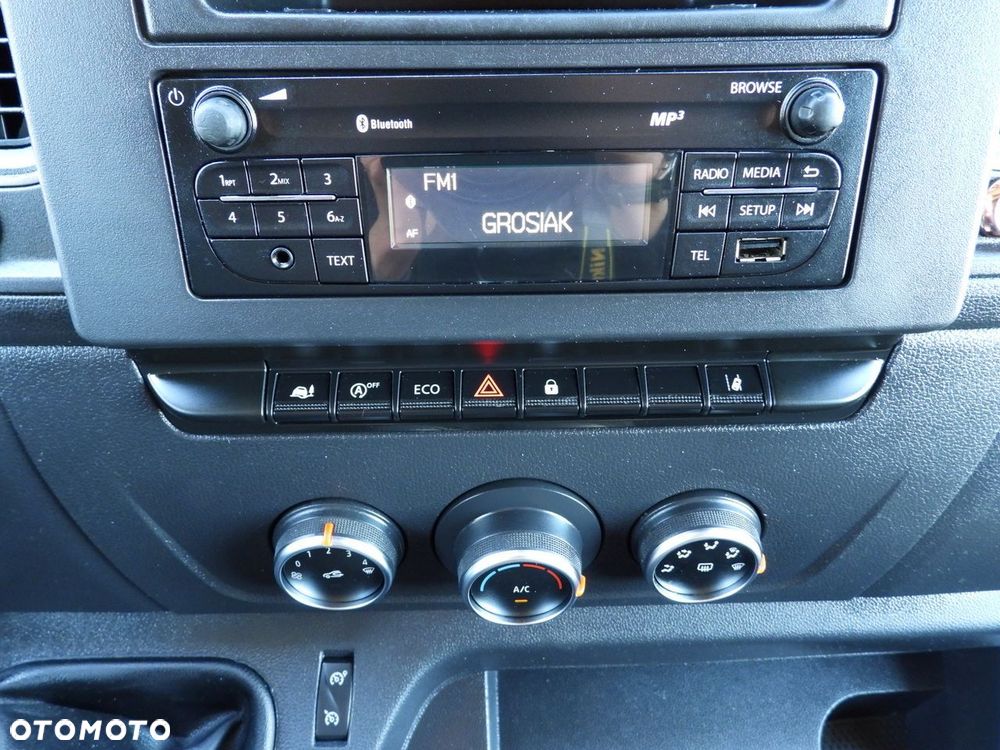 Renault MASTER PLANDEKA WINDA 8 PALET WEBASTO TEMPOMAT LEDY PNEUMATYKA KLIMATYZACJA  165KM - 36