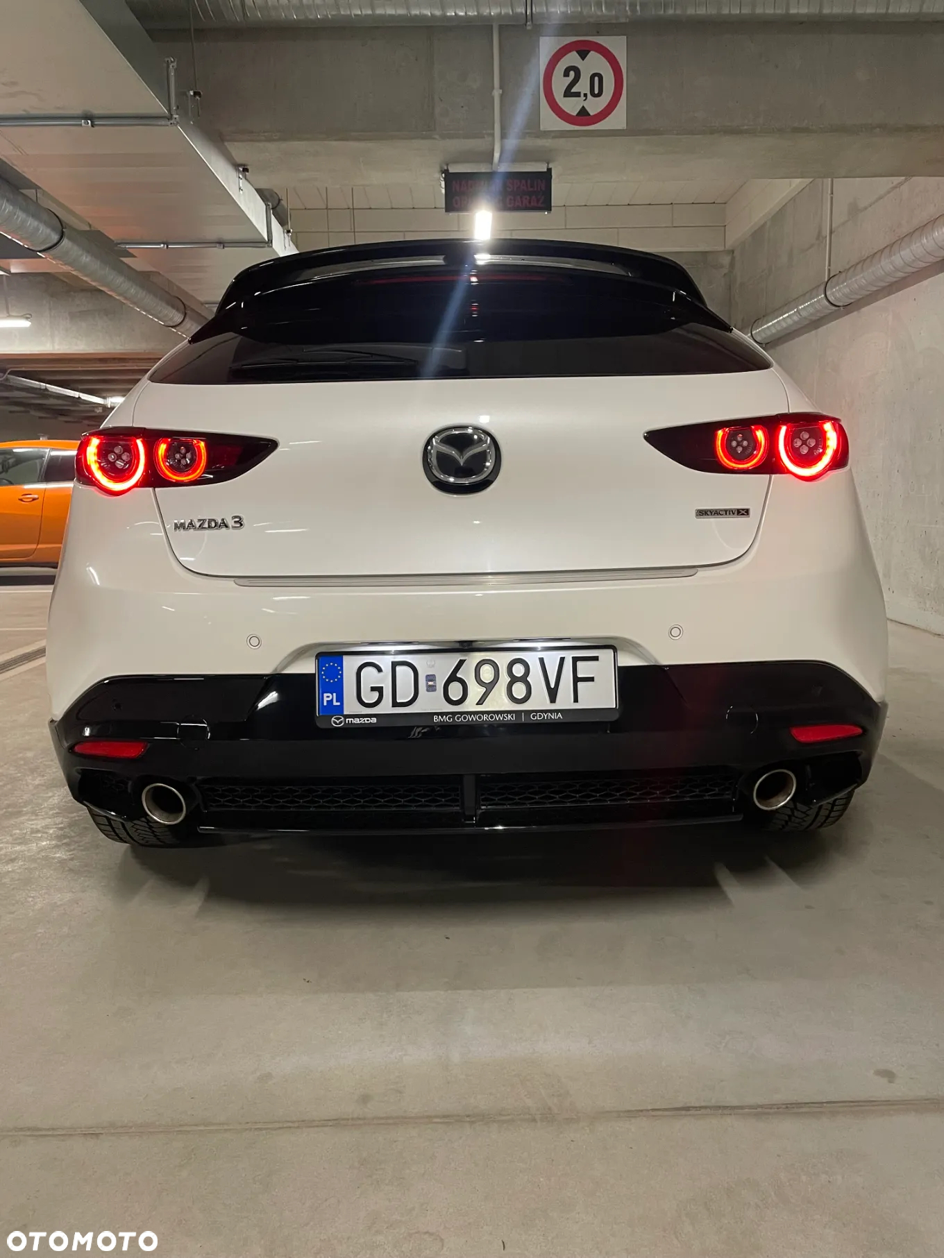 Mazda 3 - 3