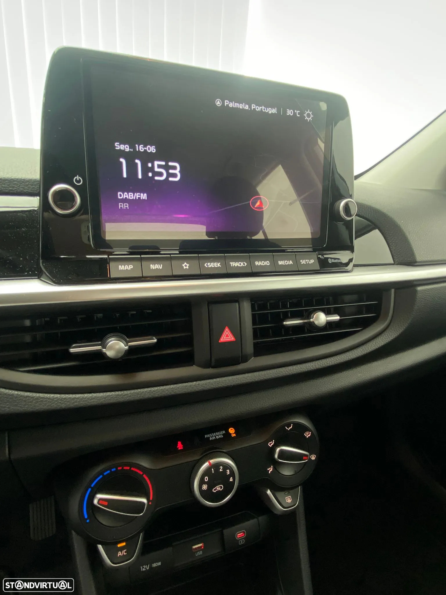 Kia Picanto 1.0 MPi Urban - 8