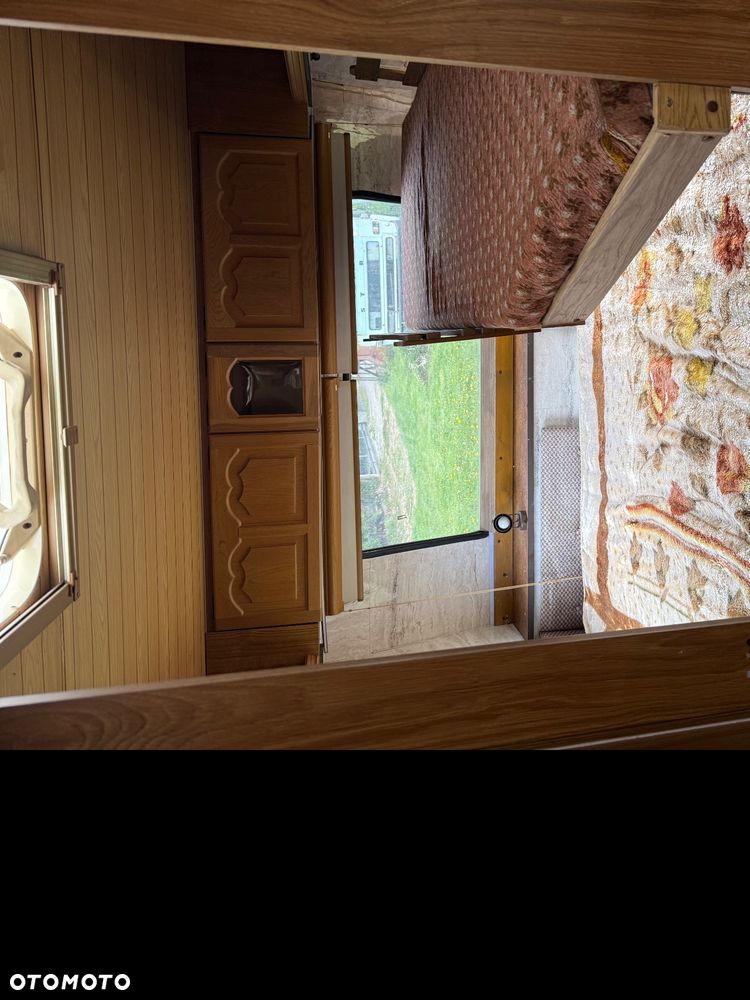 Burstner 5401 Lux - 12