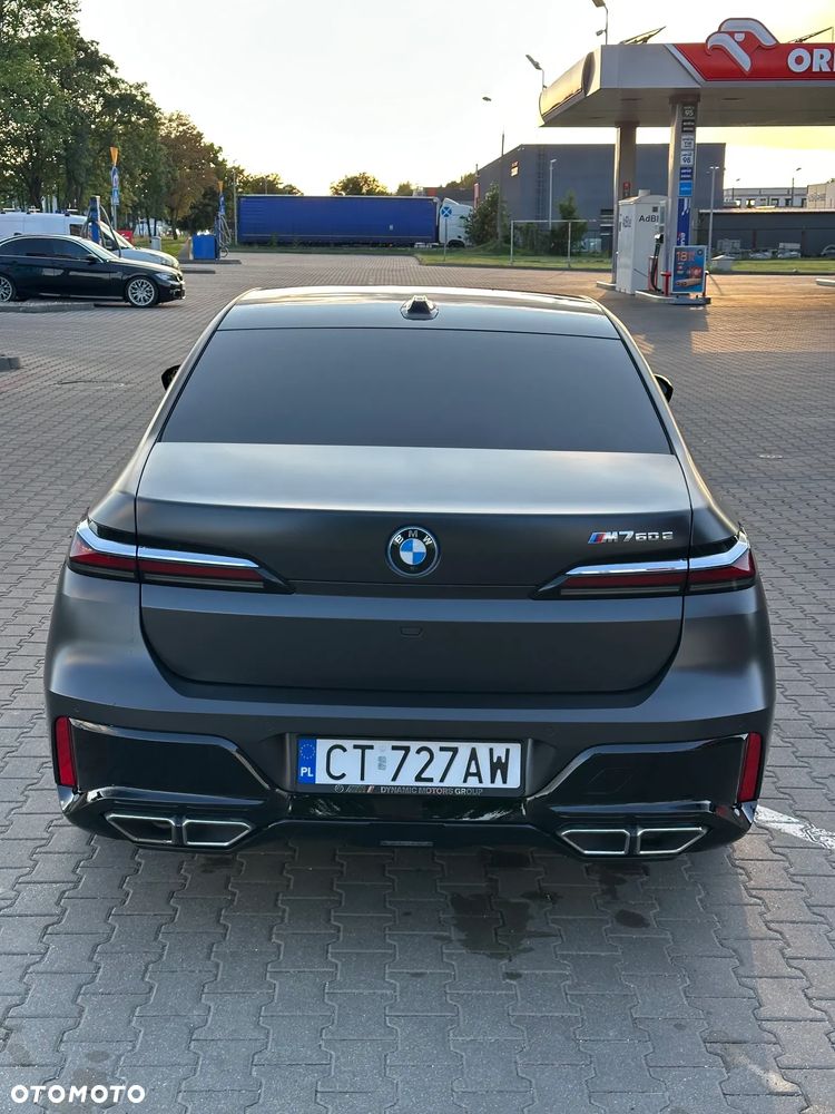 BMW Seria 7 - 8