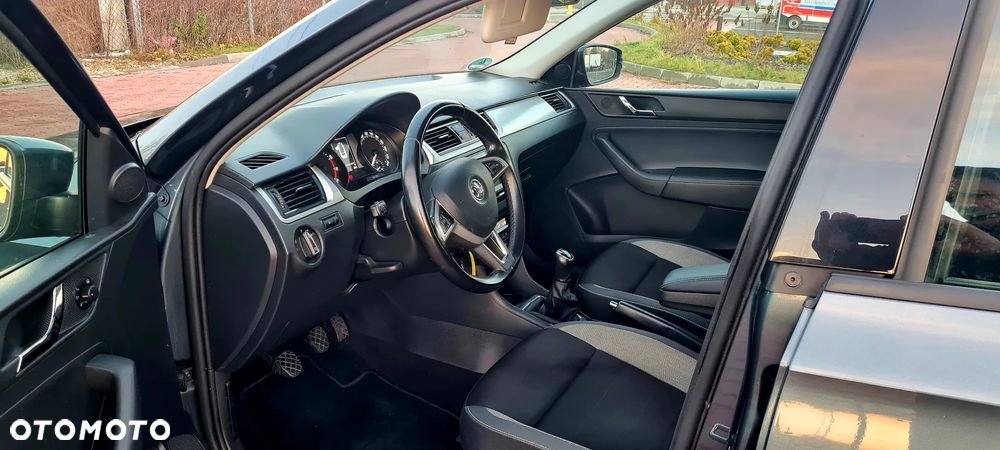 Skoda RAPID 1.2 TSI (Green tec) Cool Edition - 17