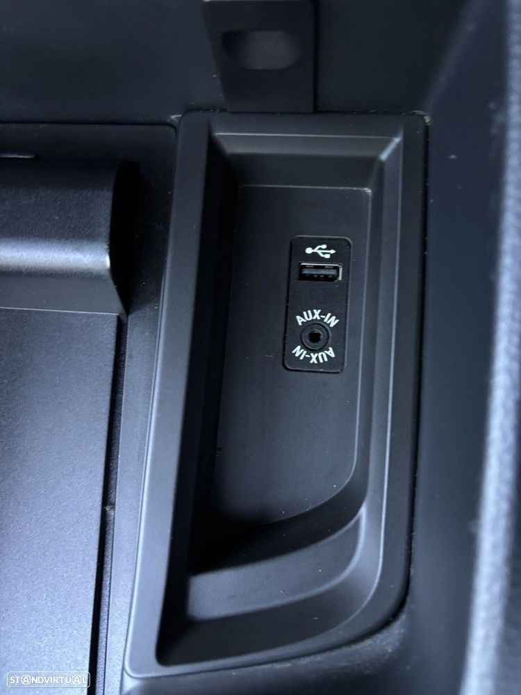 BMW 318 d Pack M - 23