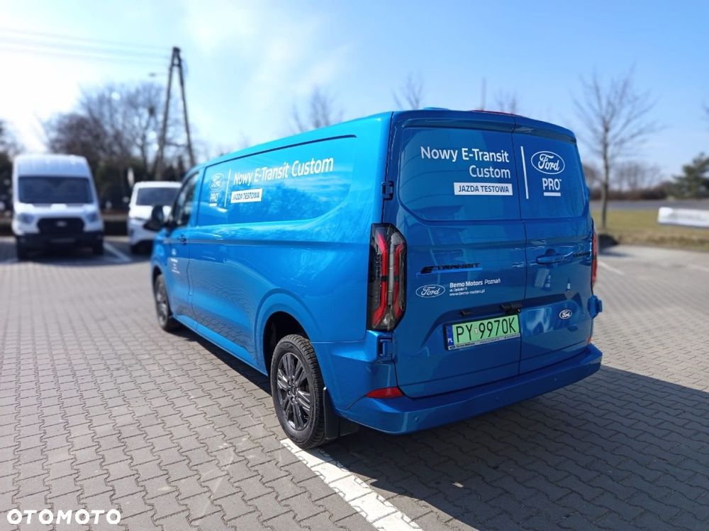 Ford Transit Custom - 12