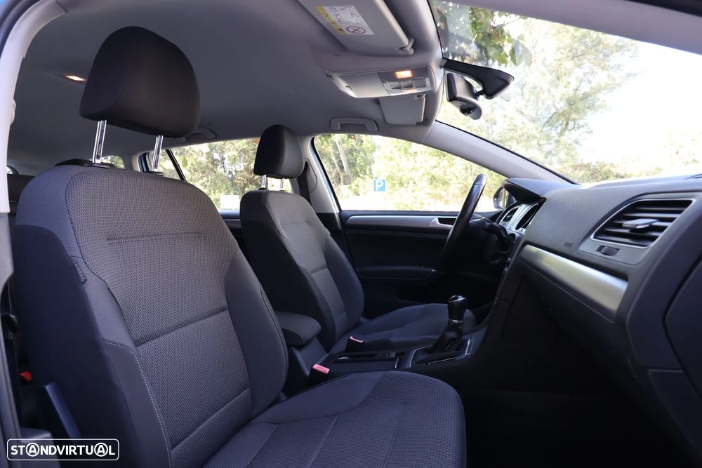 VW Golf Variant 1.6 TDi GPS Edition - 24