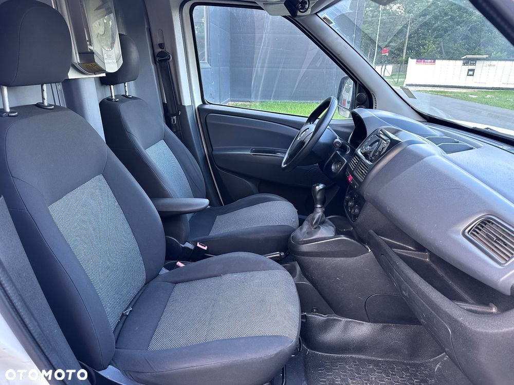 Fiat Doblo - 8