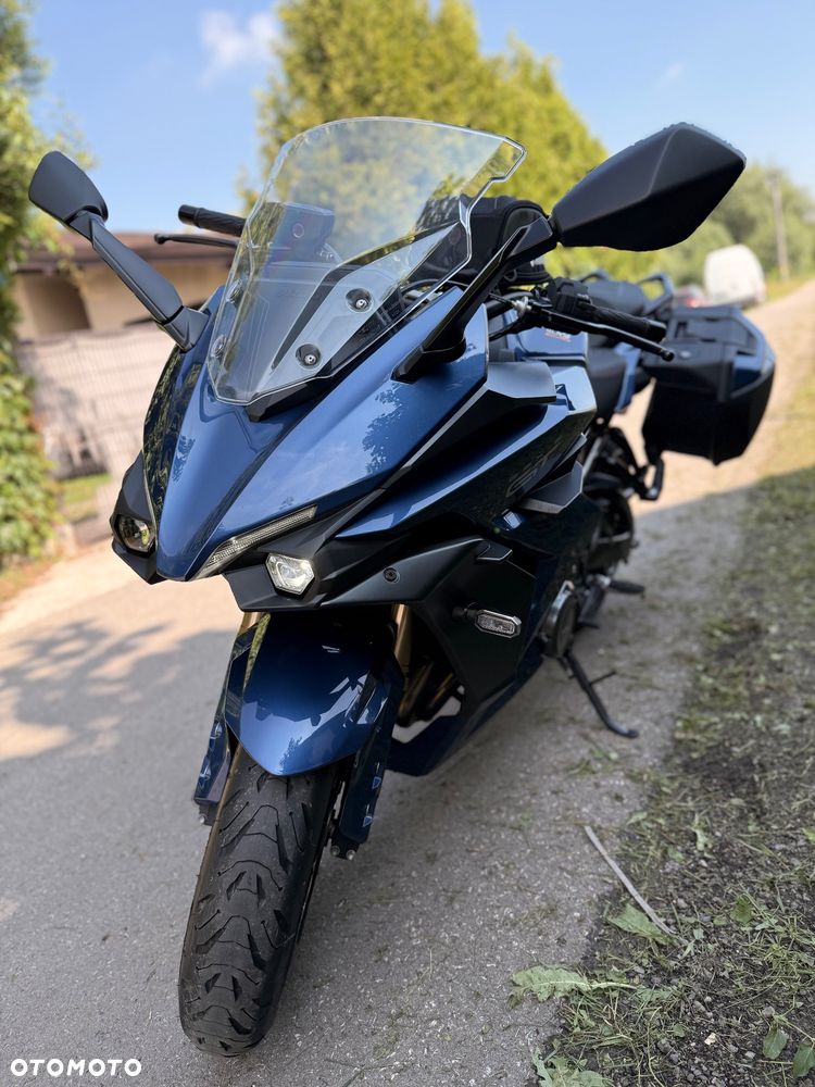 Suzuki GSX 1000 - 6
