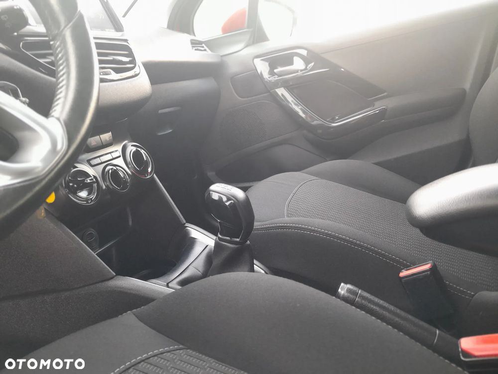 Peugeot 208 PureTech 82 Start & Stop Style - 19