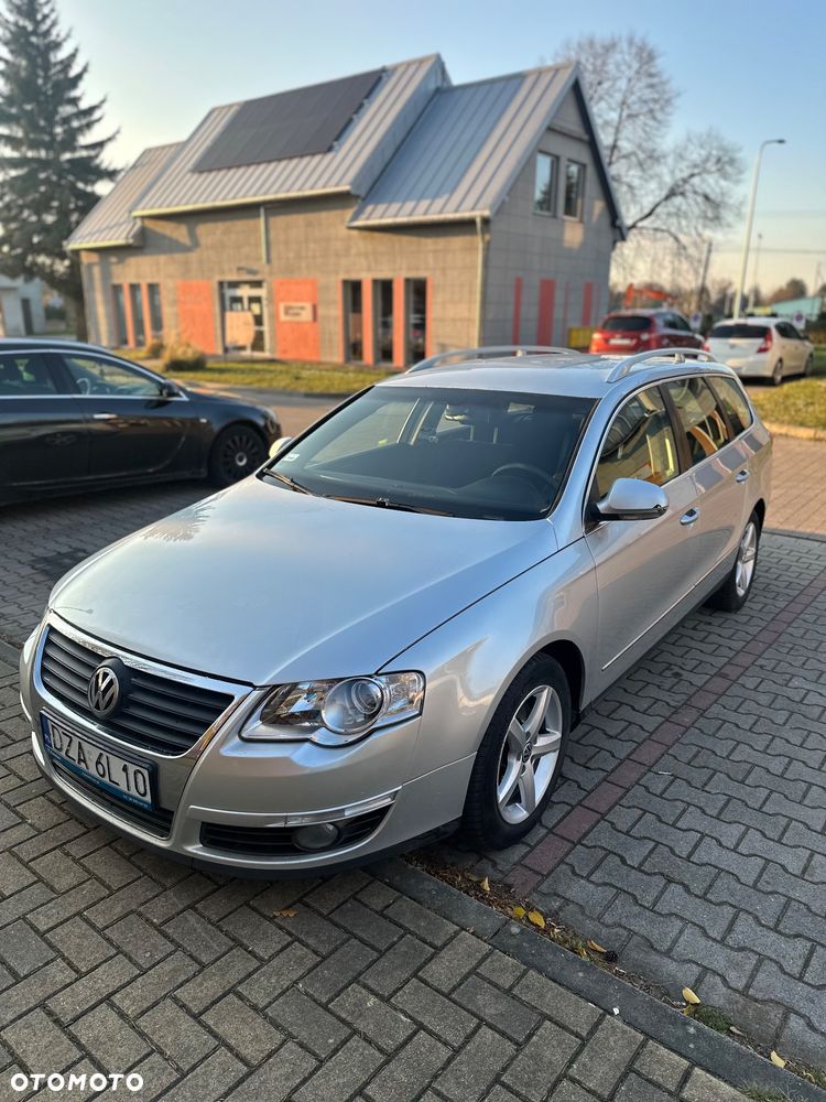 Volkswagen Passat 2.0 TDI DPF BlueMotion Technology Comfortline - 3