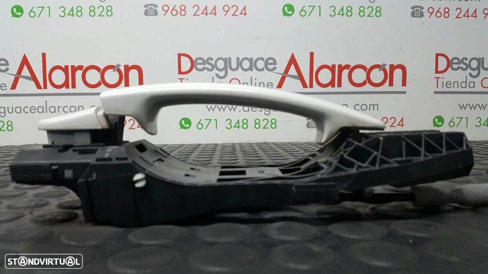 PUXADOR EXTERIOR FRENTE DIREITO SKODA YETI EXPERIENCE 4X4 - 10