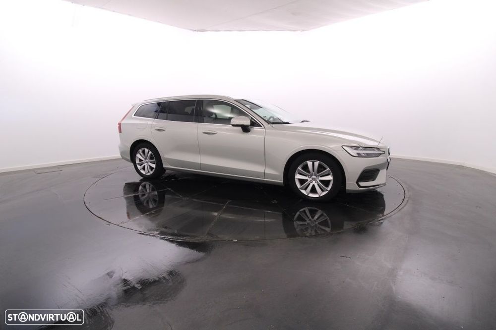 Volvo V60 2.0 D3 Momentum Plus - 10