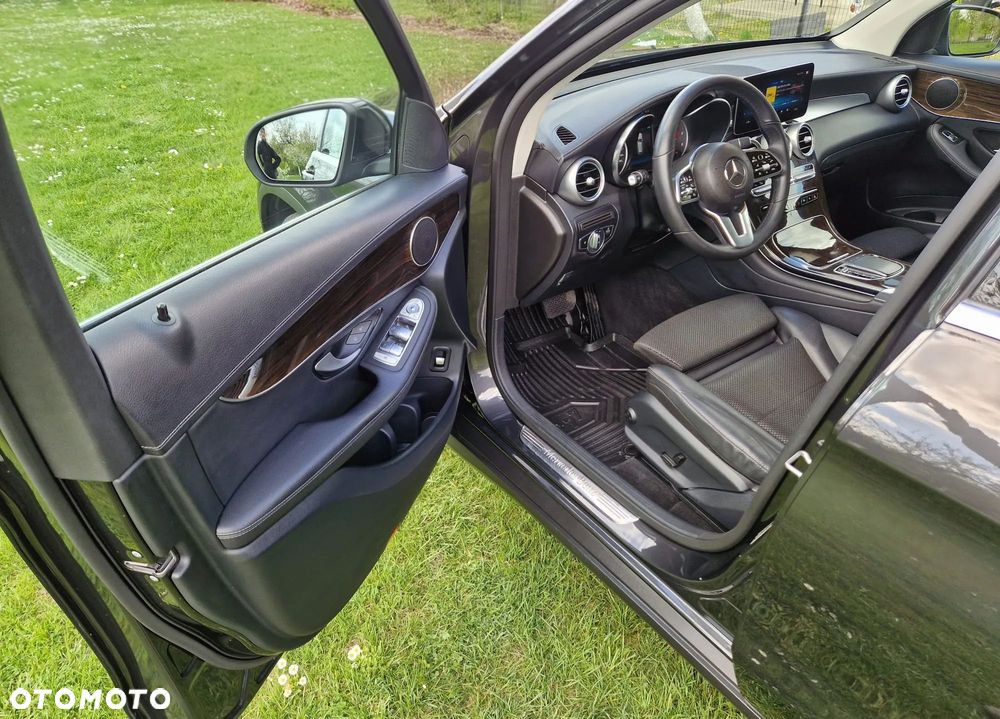 Mercedes-Benz GLC 200 d 4Matic 9G-TRONIC AMG Line - 7