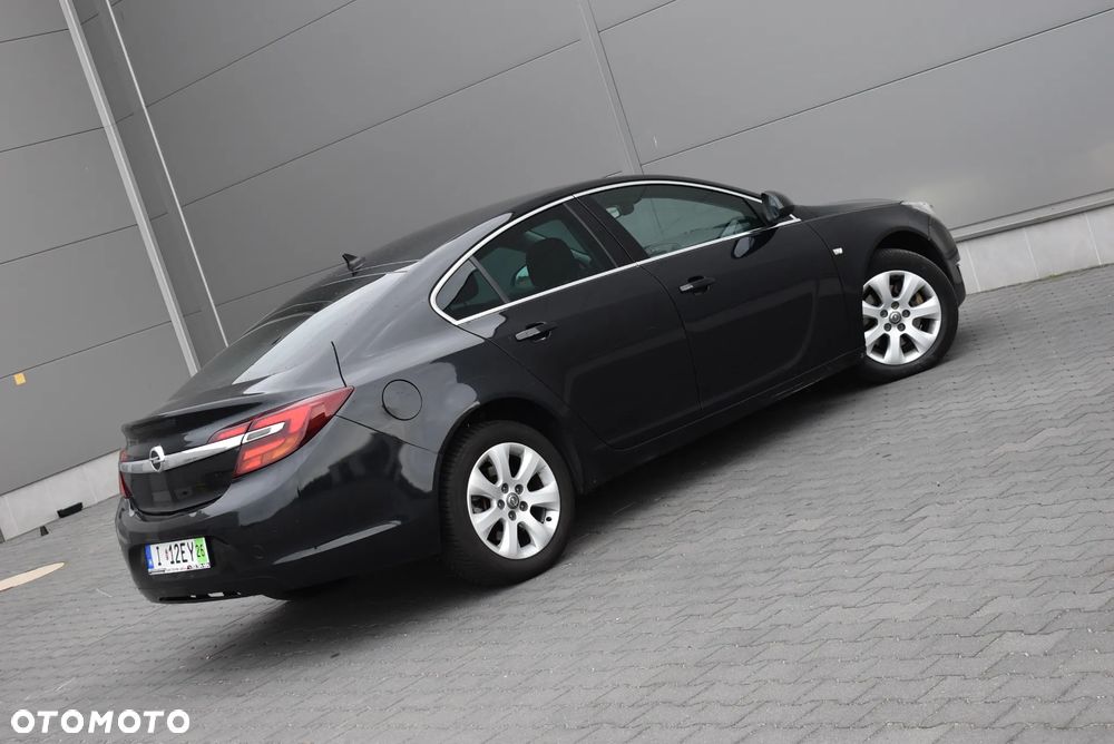 Opel Insignia - 35