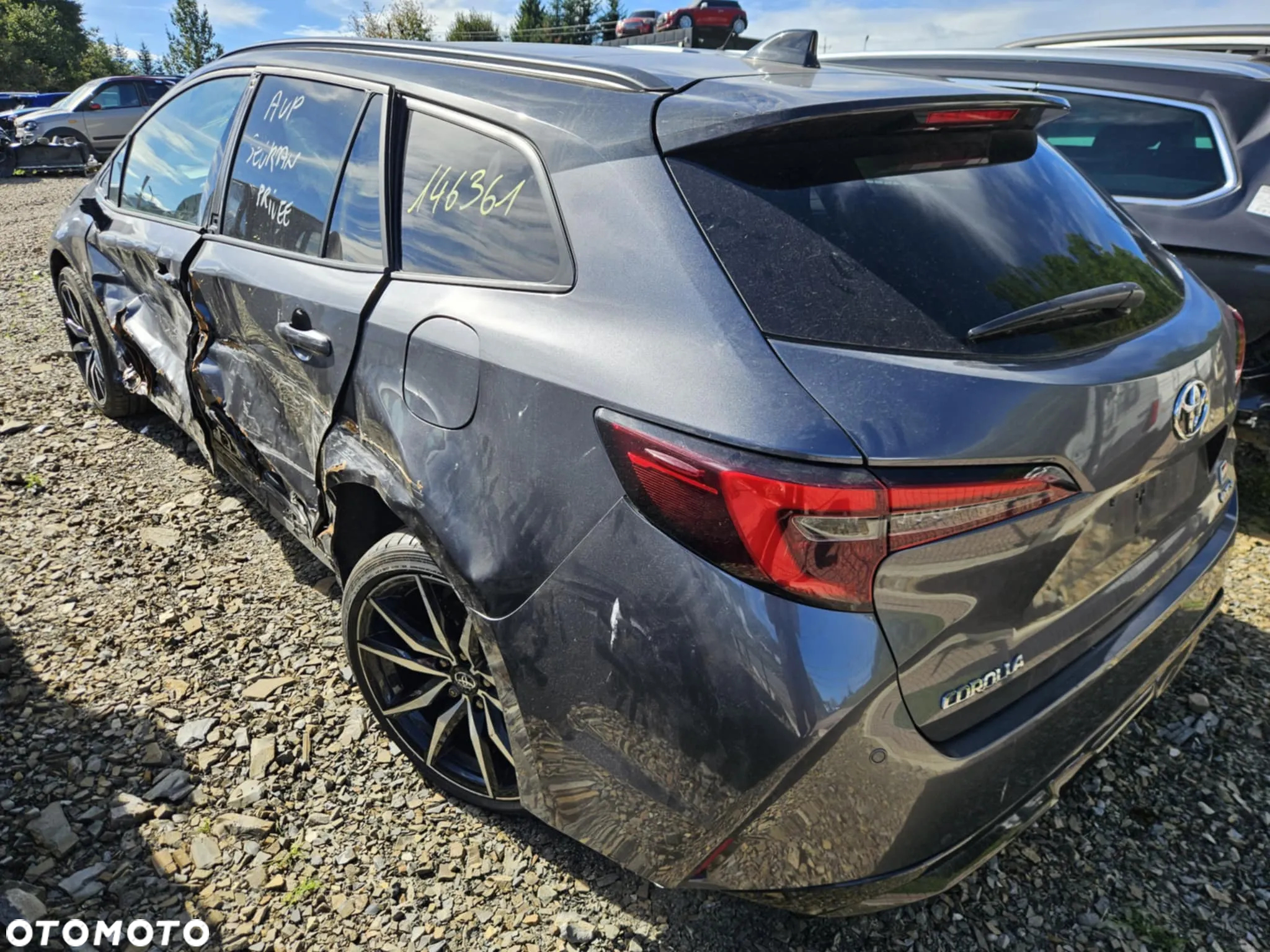 Toyota Corolla - 25