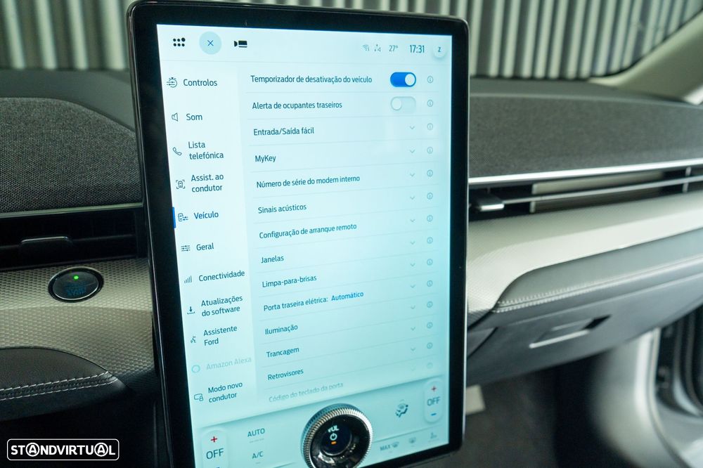 Ford Mustang Mach-E Standard - 16