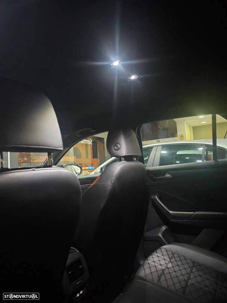 VW T-Roc 2.0 TDI R-Line DSG - 47