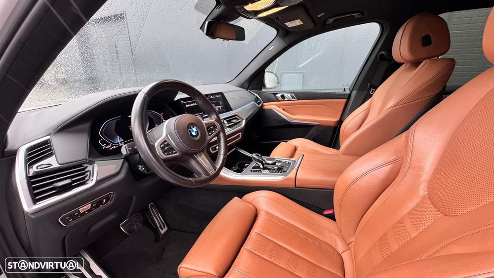 BMW X5 45 e xDrive Pack M - 9