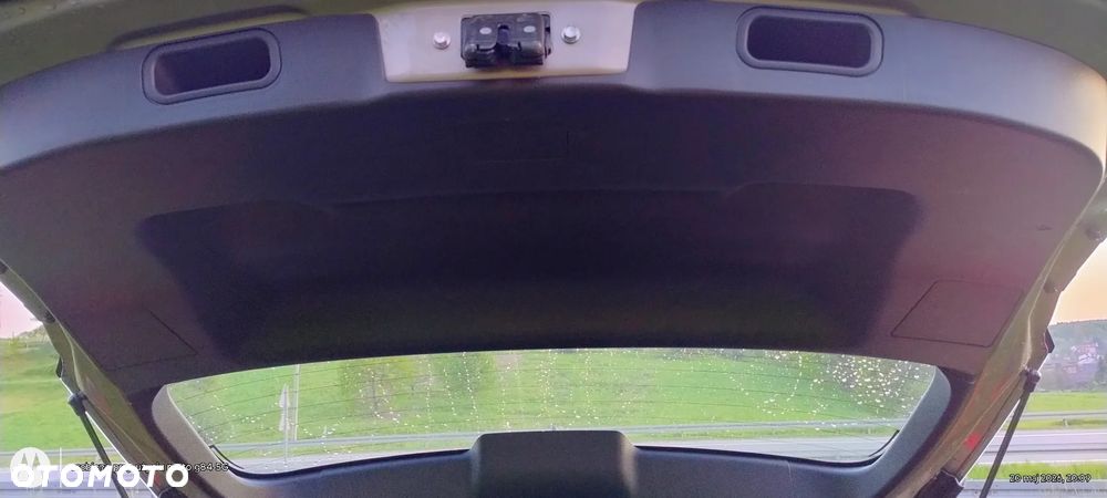 Toyota Auris 1.4 D-4D Dynamic - 23