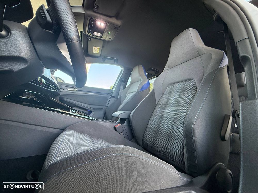 VW Golf 1.4 TSI GTE+ DSG - 42
