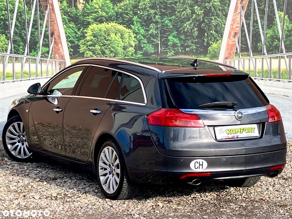 Opel Insignia 2.0 Turbo Cosmo - 11