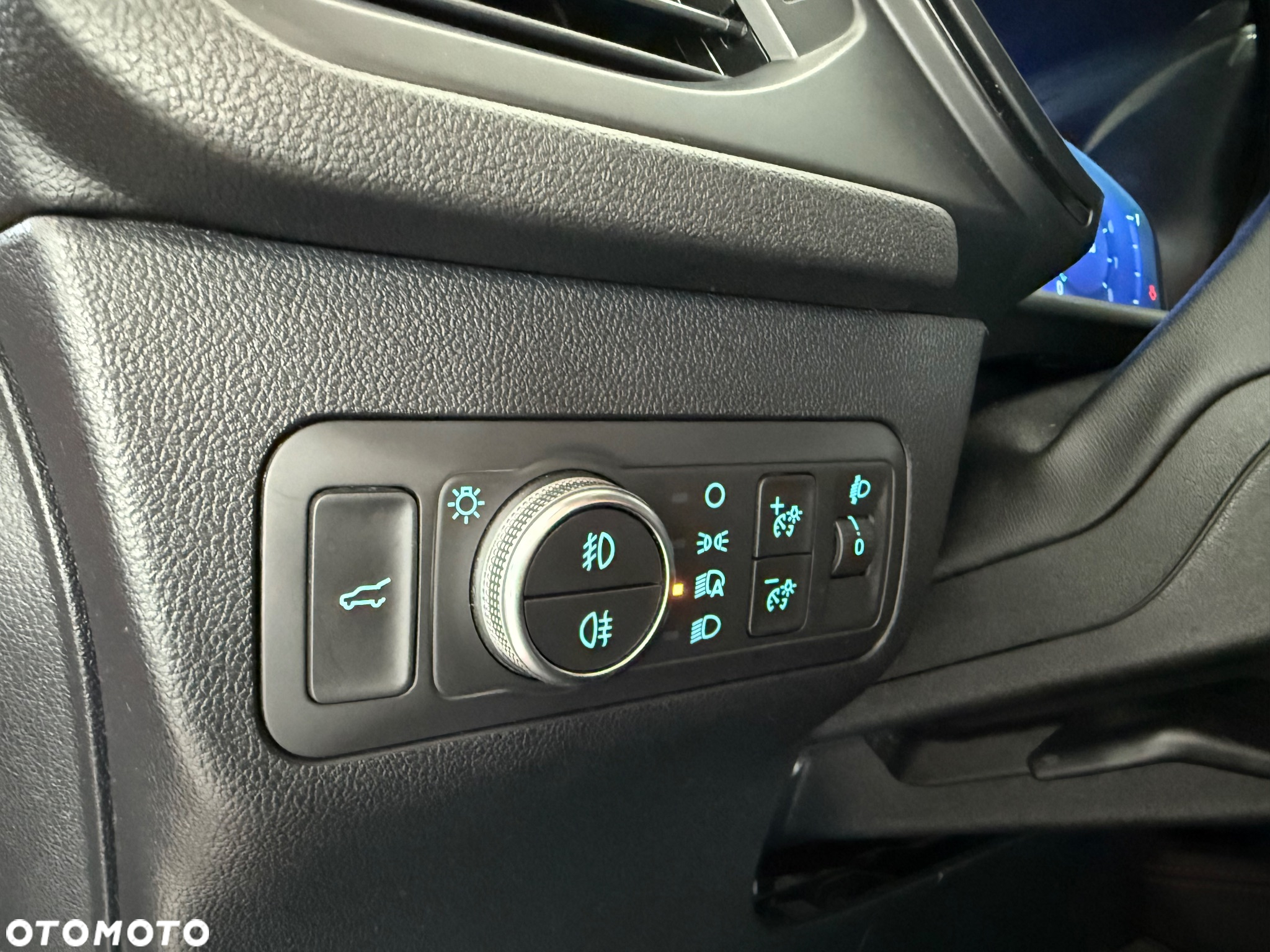 Ford Kuga 1.5 EcoBoost FWD ST-Line - 28